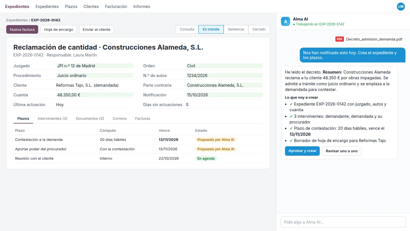 Alma Copilot en un despacho de abogados: lee el decreto, propone el expediente y el plazo de contestación en Odoo